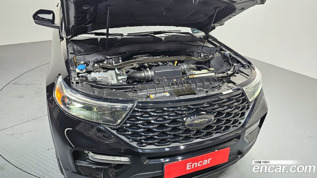 Ford Explorer 3.0 Platinum 4WD, 2022