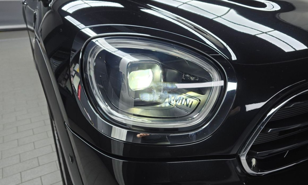 Mini Countryman Classic Plus Launch Pack, 2023