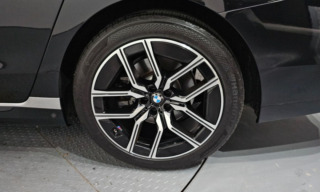 BMW 7-Series 740d xDrive M Sport, 2024