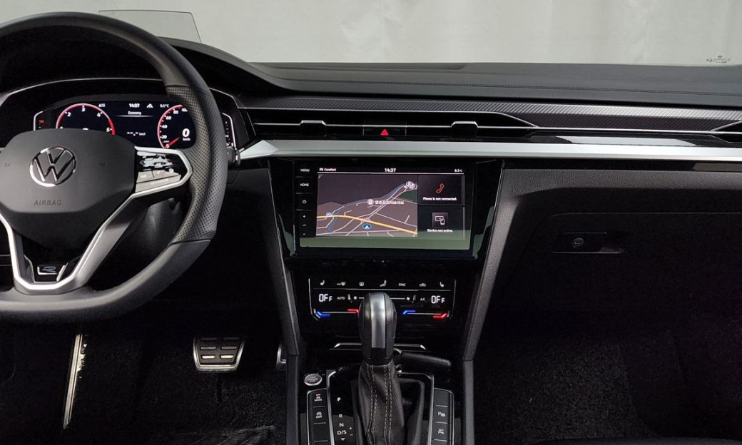Volkswagen Arteon 2.0 TDI R-LIINE 4Motion, 2022
