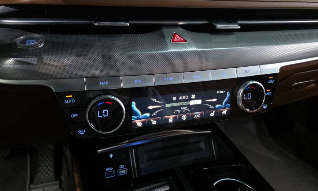 Genesis G80 Gasoline 2.5 Turbo AWD, 2022