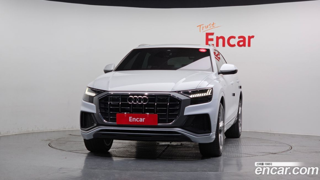 Audi Q8 45 TDI Quattro Premium, 2023