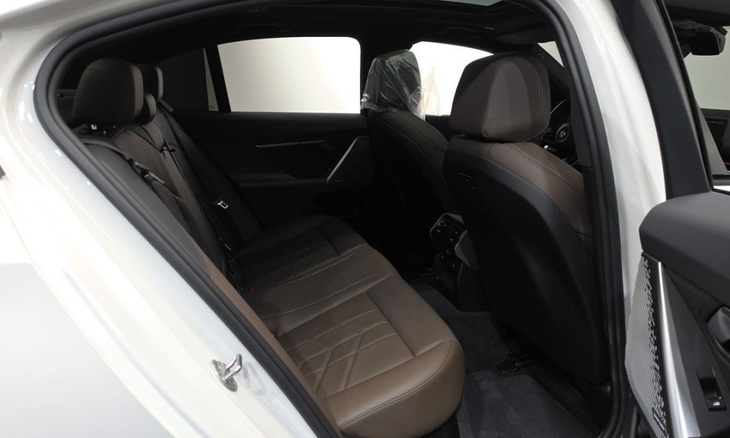 BMW 5-Series 520i M Sport, 2024