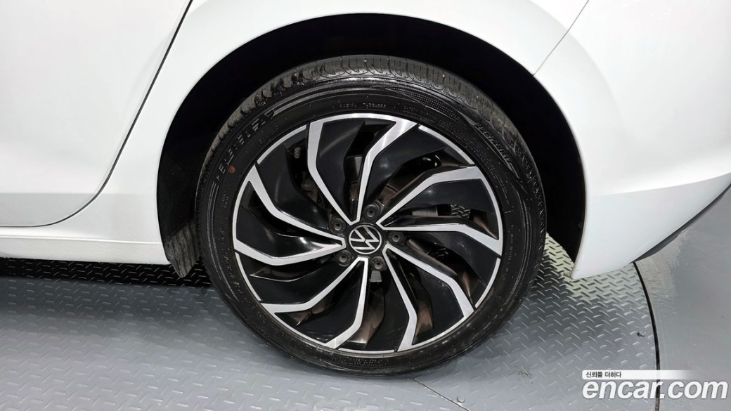 Volkswagen Golf 2.0 TDI Prestige, 2024