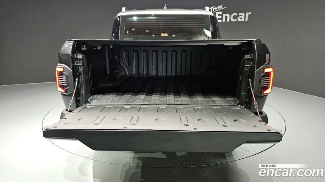 Kia Tasman 2.5T Gasoline 4WD, 2026