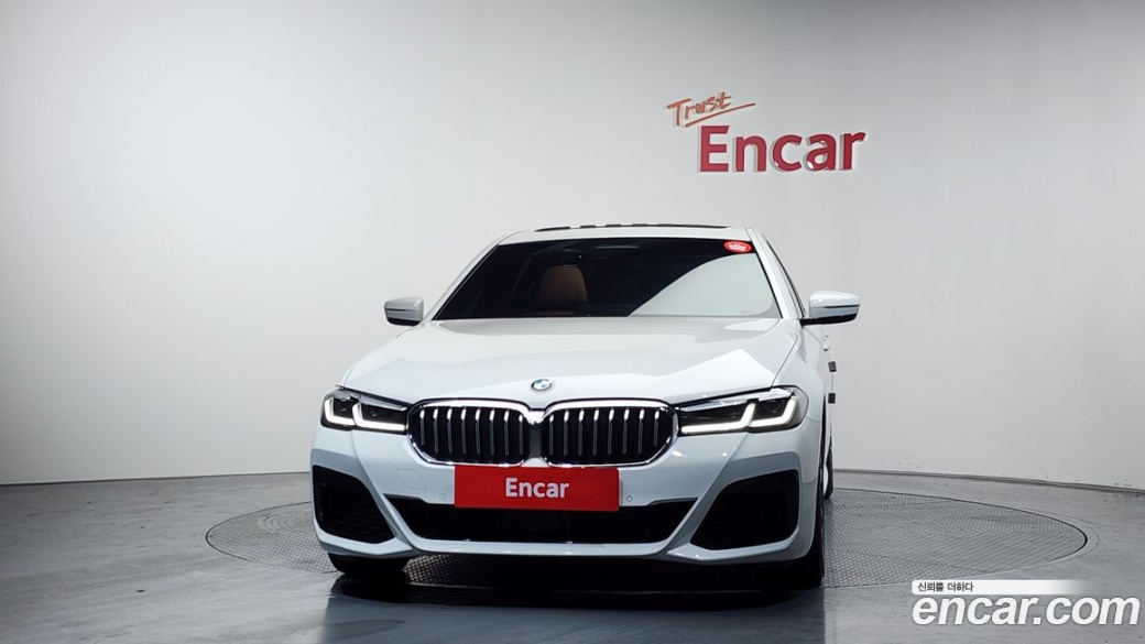 BMW 5-Series 520i M Sport, 2022