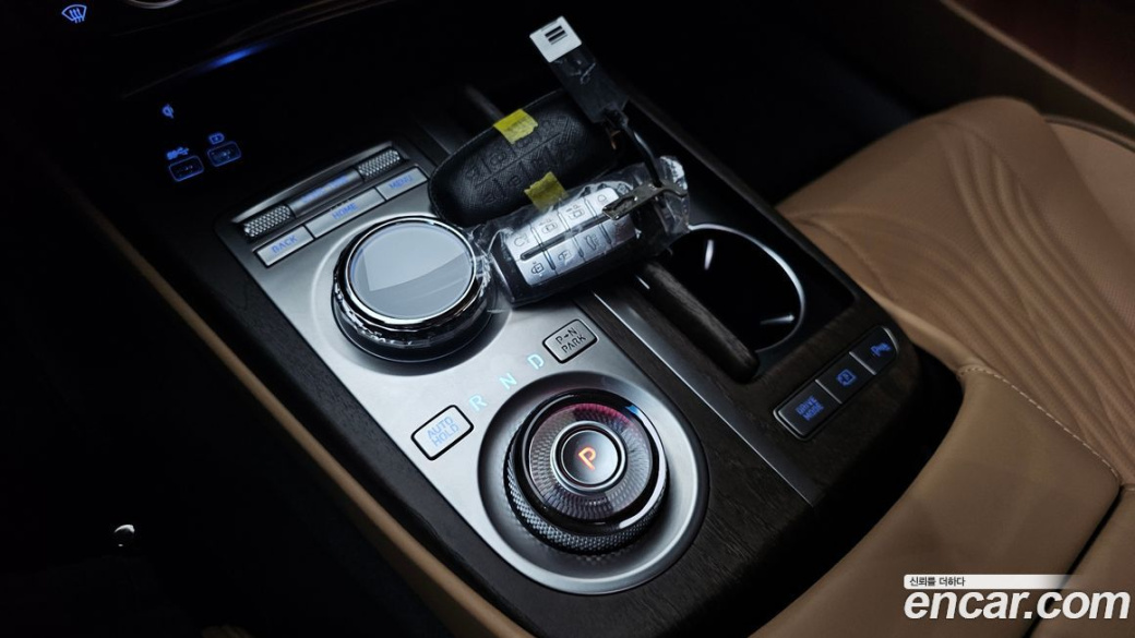Genesis G80 Gasoline 2.5 Turbo AWD, 2024