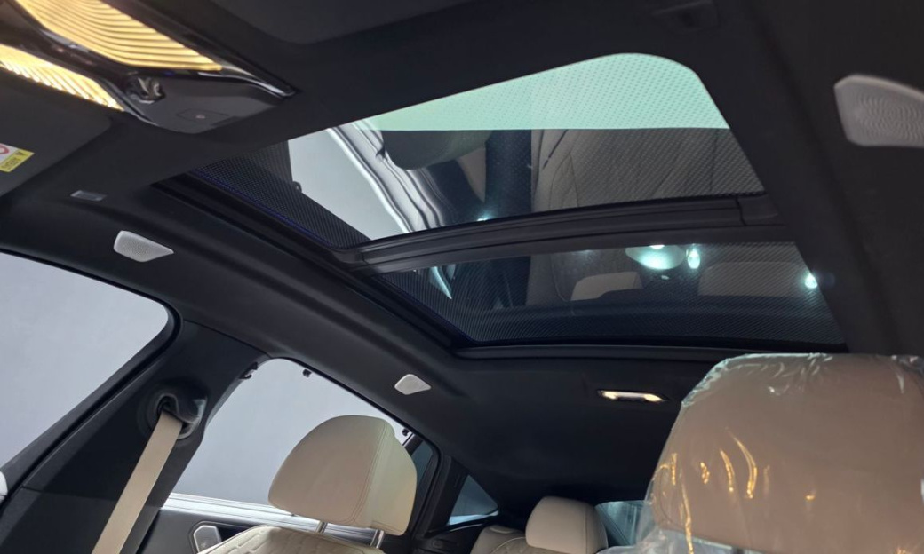 BMW X6 M50i, 2023