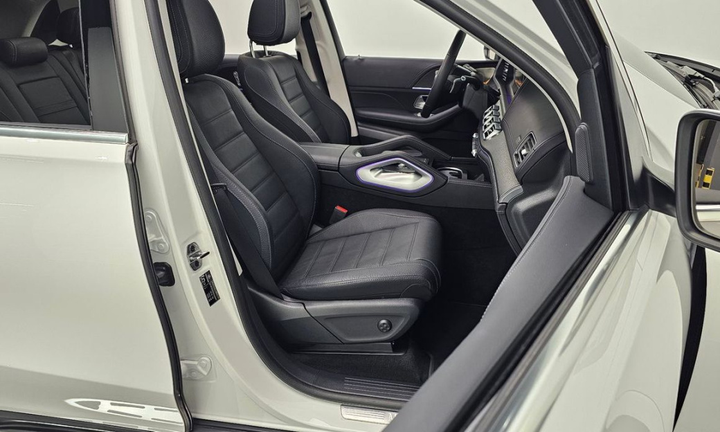 Mercedes-Benz GLE-Class GLE450 4MATIC, 2025