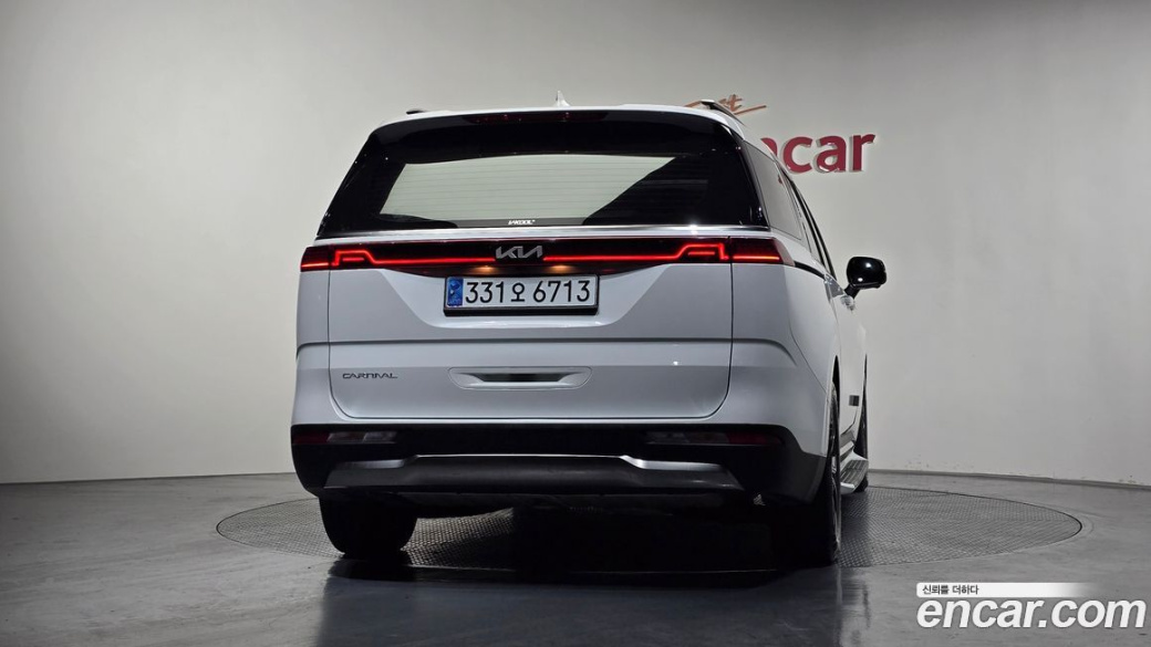 Kia Carnival 9-Seater Signature, 2023