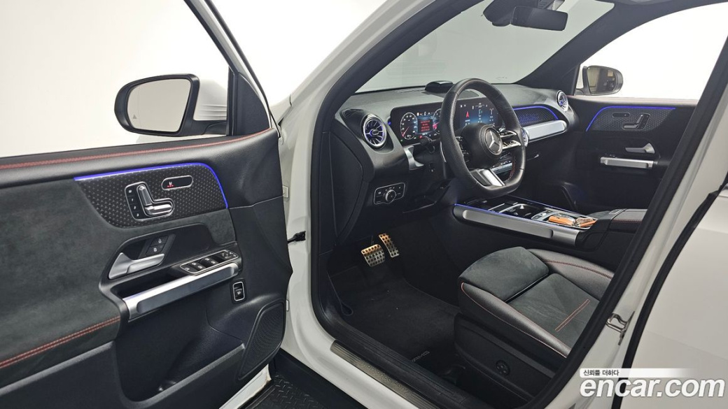 Mercedes-Benz GLB-Class GLB250 4MATIC, 2025
