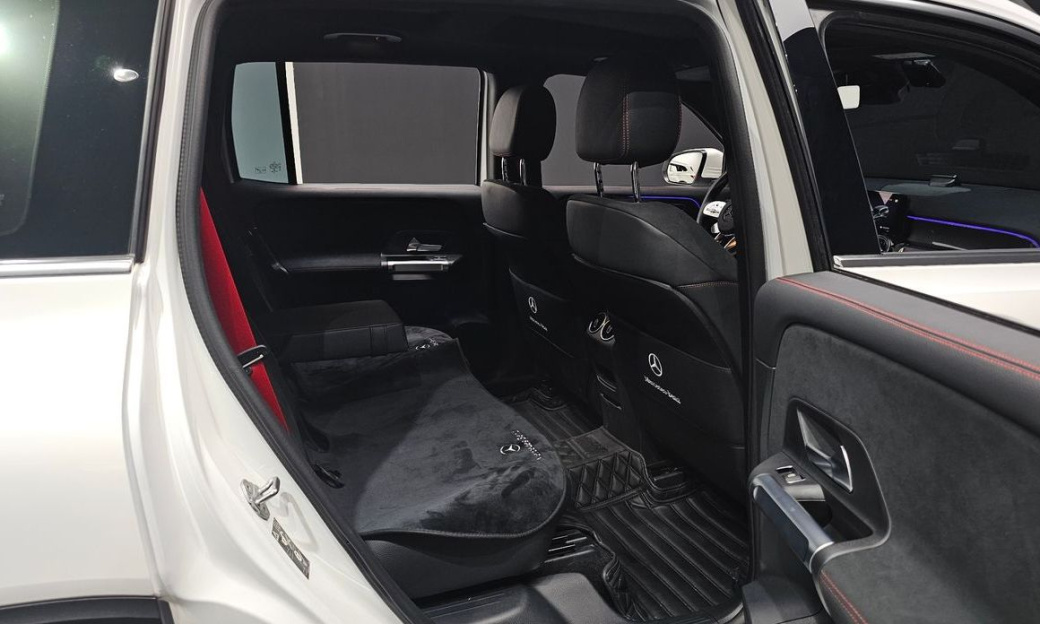 Mercedes-Benz GLB-Class AMG GLB35 4MATIC, 2023