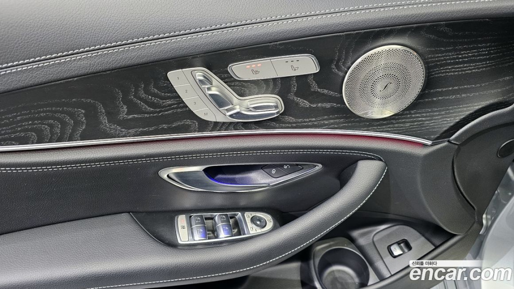 Mercedes-Benz E-Class E220d 4MATIC AMG Line, 2022