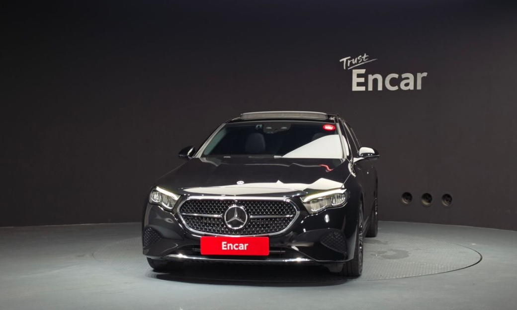 Mercedes-Benz E-Class E200 Avantgarde, 2024