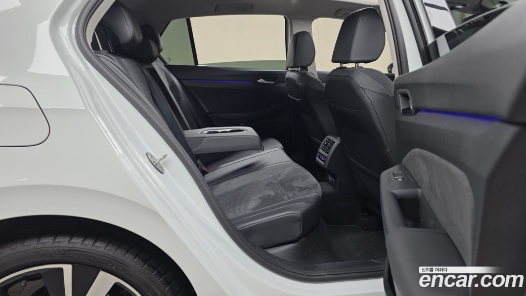 Volkswagen Golf 2.0 TDI Prestige, 2025