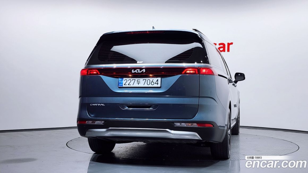 Kia Carnival 7-Seater Noblesse, 2023