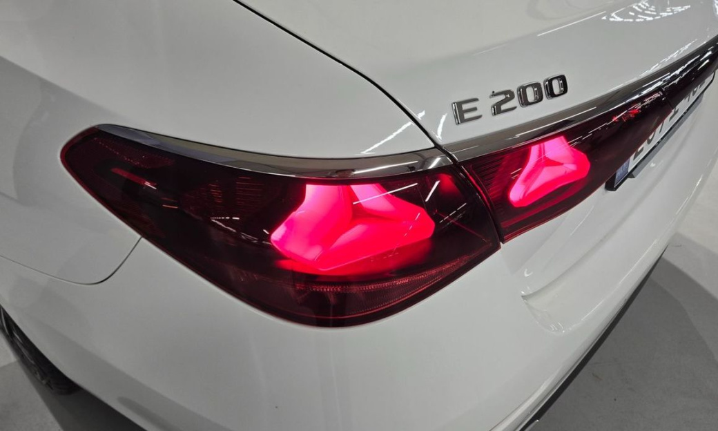 Mercedes-Benz E-Class E200 Avantgarde, 2025