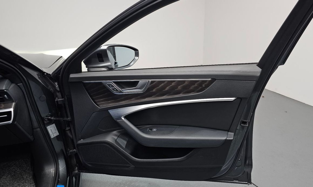 Audi A6 45 TFSI Premium, 2022