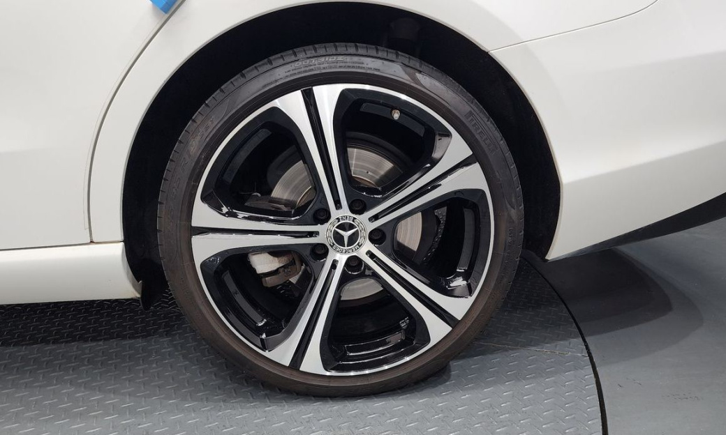 Mercedes-Benz C-Class C300 4MATIC Avantgarde, 2023