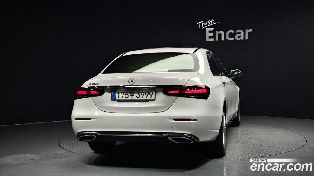Mercedes-Benz E-Class E250 Exclusive, 2022