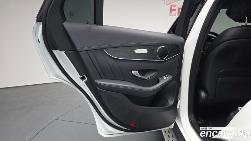 Mercedes-Benz GLC-Class GCL300 4MATIC Coupe, 2023