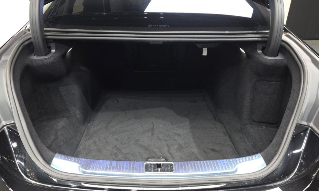 Mercedes-Benz S-Class S500L 4MATIC, 2024