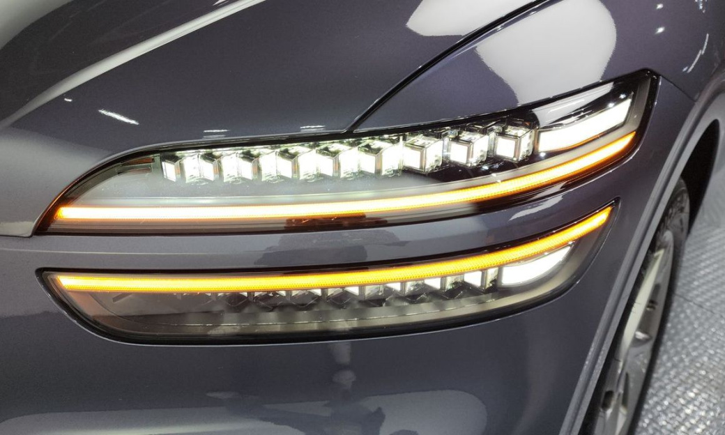 Genesis GV70 2.5T Gasoline AWD, 2025