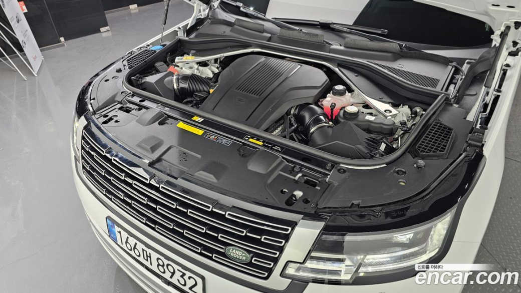 Land Rover Range Rover P530 Autobiography, 2024