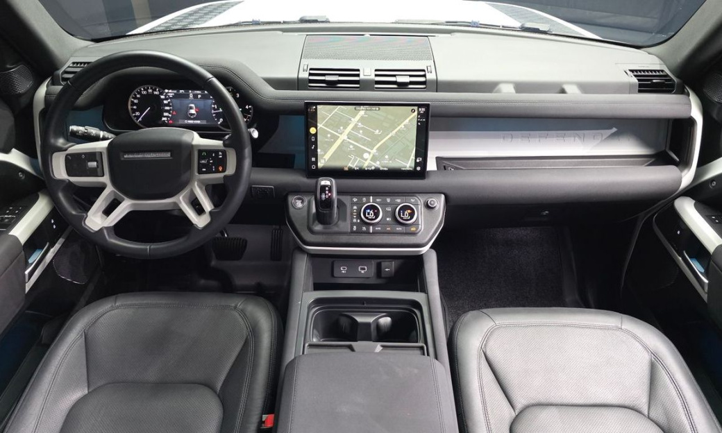 Land Rover Defender 110 D250 SE, 2023