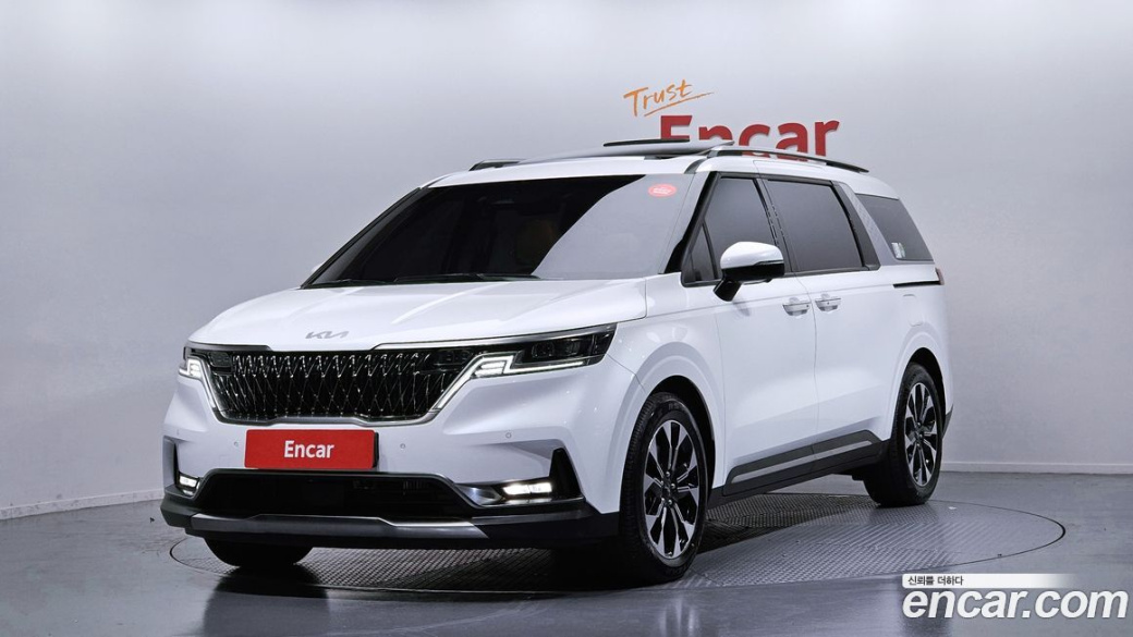 Kia Carnival 9-Seater Signature, 2023