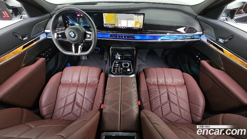 BMW 7-Series 740i xDrive M Sport, 2025