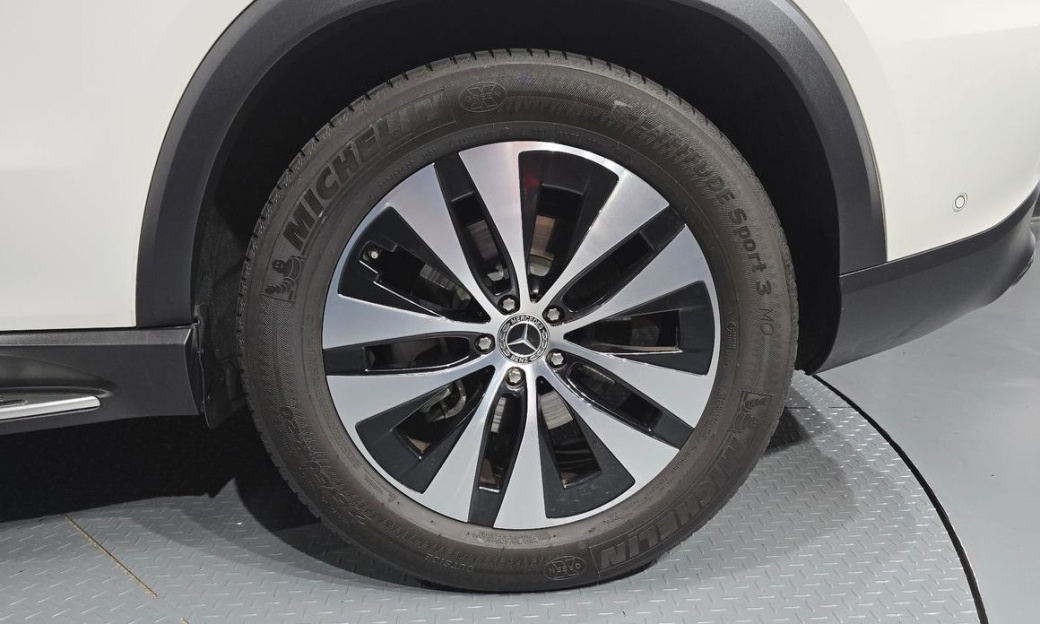 Mercedes-Benz GLE-Class GLE300d 4MATIC, 2024