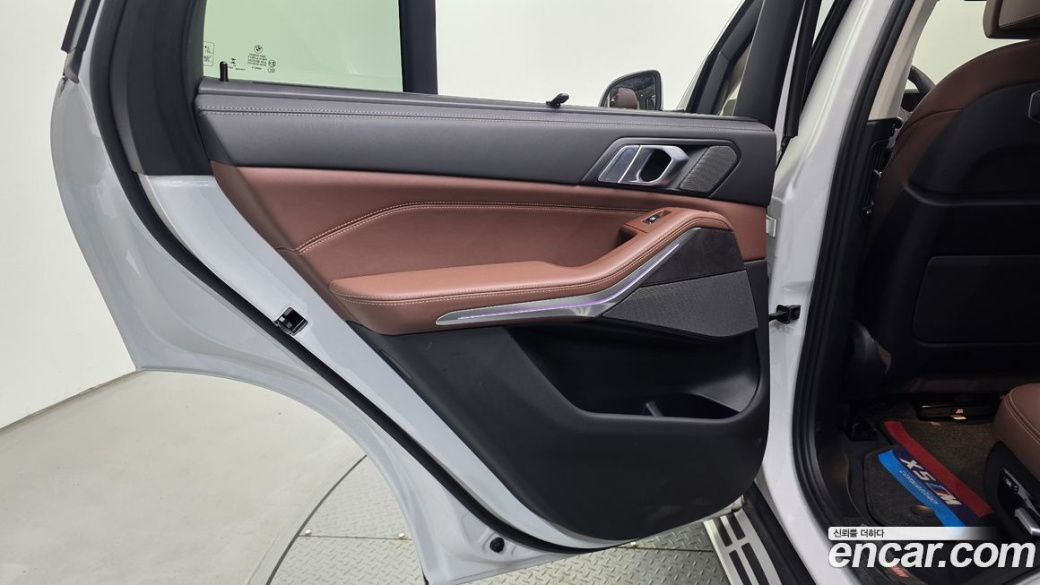 BMW X5 xDrive 40i xLine, 2024