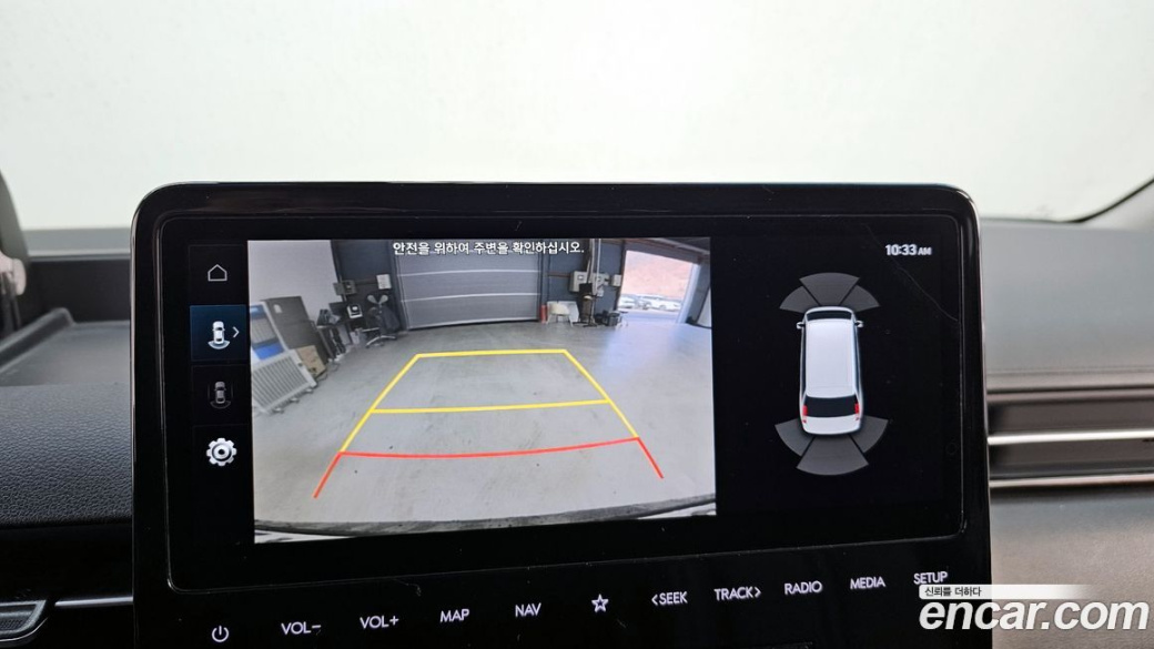 Hyundai Staria Lounge 9-Seater, 2023