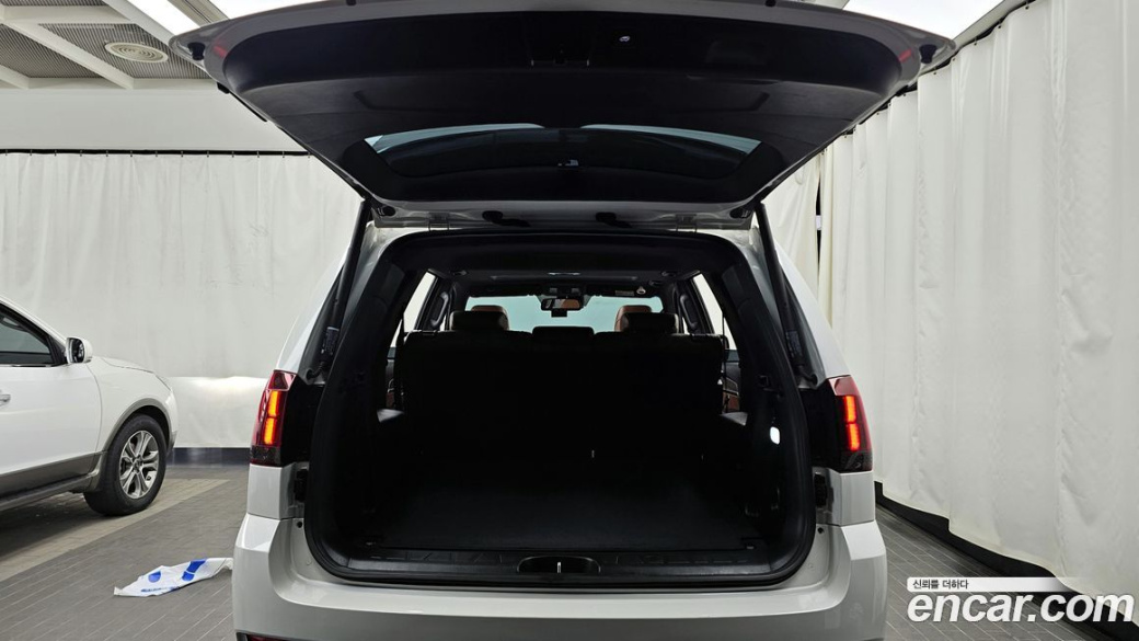 Kia Mohave Diesel 3.0 4WD 5-Seater, 2023