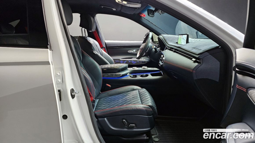 Genesis GV70 2.5T Gasoline AWD, 2022