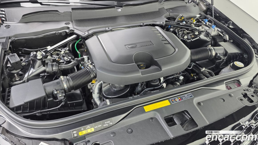 Land Rover Discovery D300 Dynamic HSE, 2024