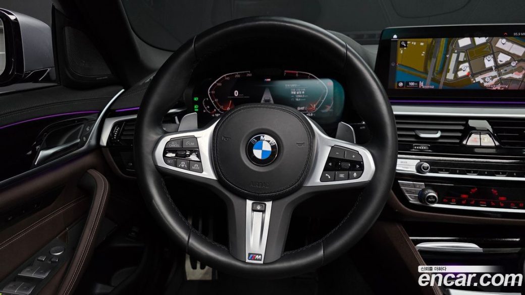 BMW 5-Series 530i xDrive M Sport Package, 2023