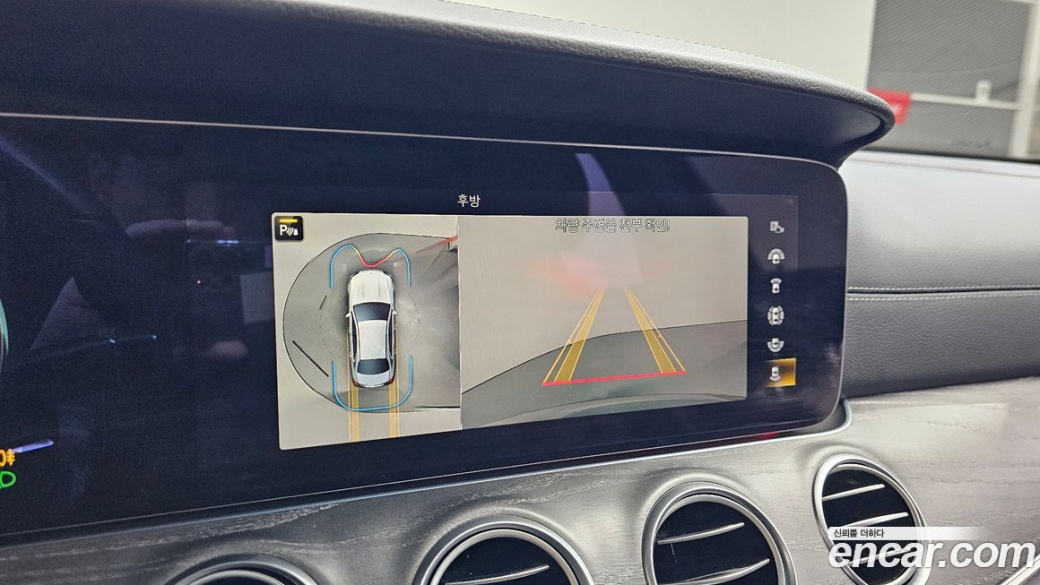 Mercedes-Benz E-Class E350 4MATIC AMG Line, 2022