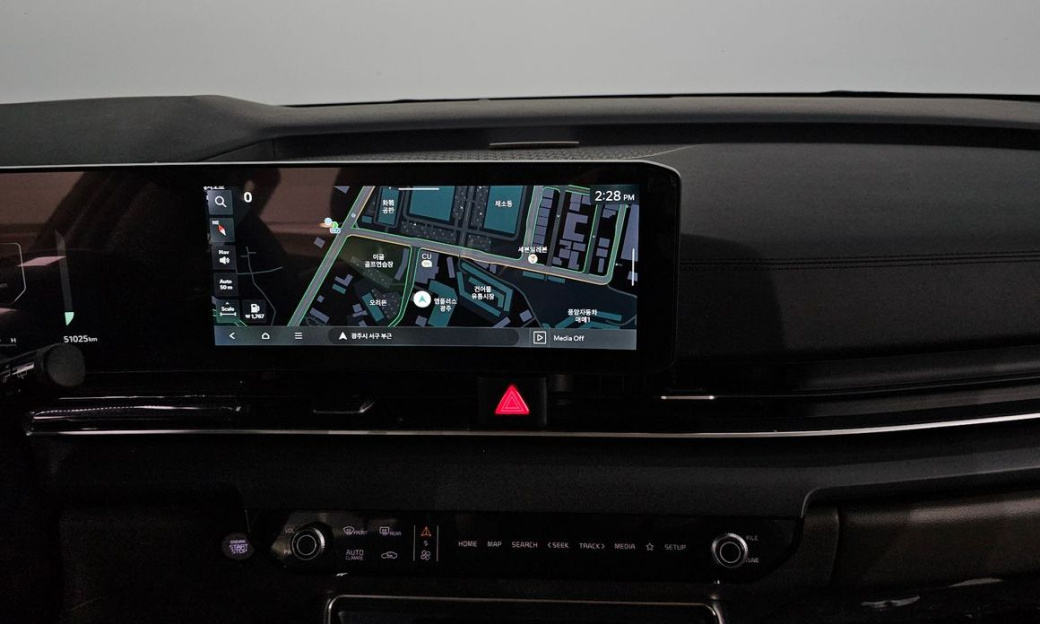 Kia Carnival 9-Seater Noblesse, 2024