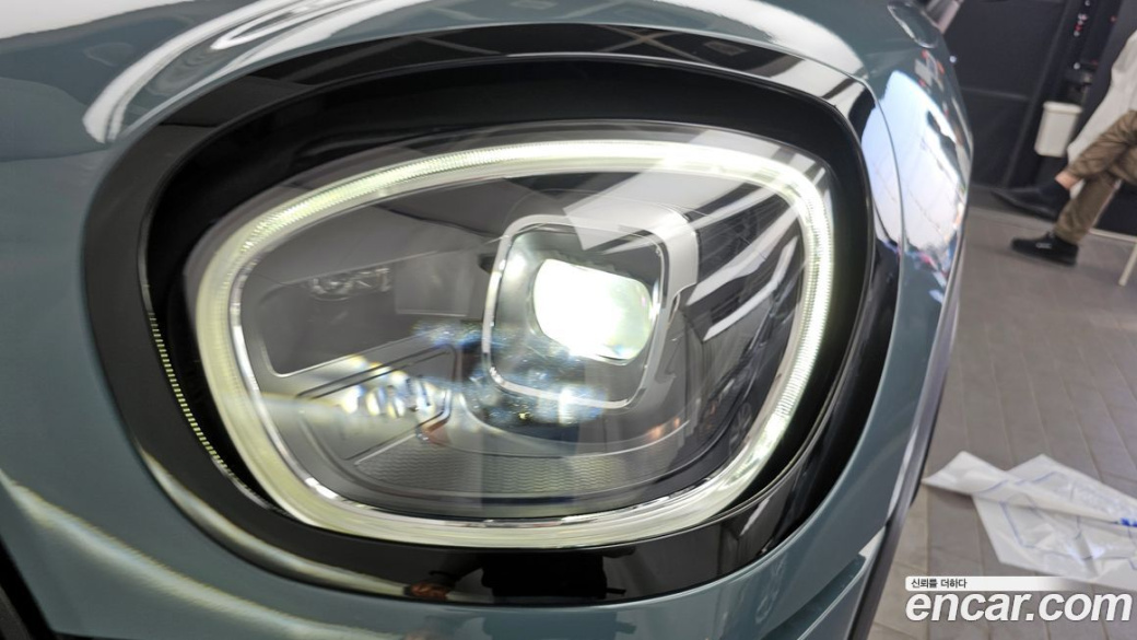 Mini Countryman ALL4 Classic Launch Pack, 2023