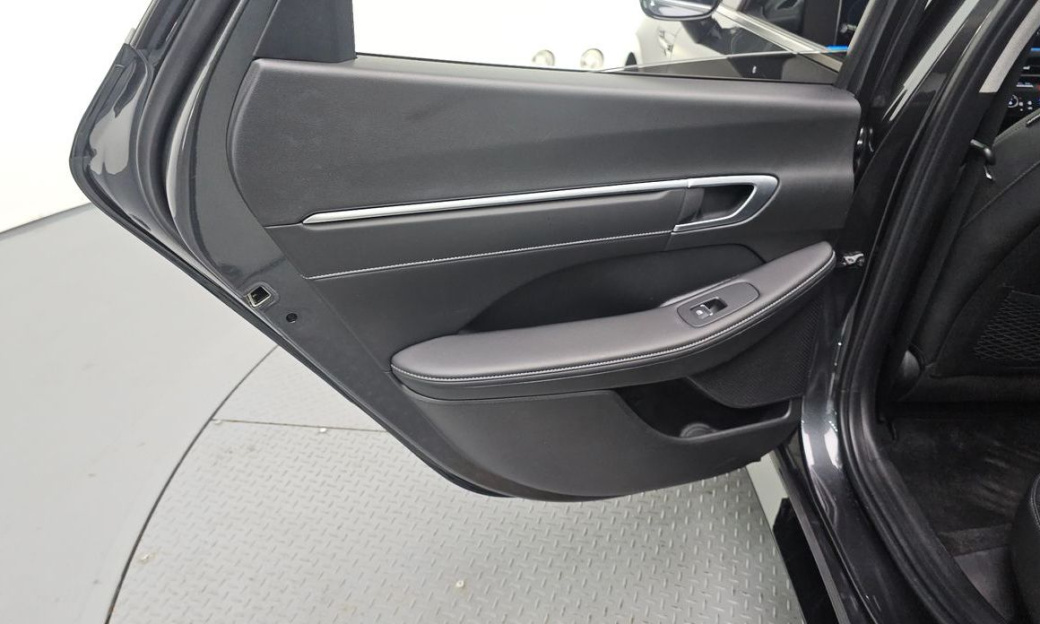 Hyundai Sonata 2.0, 2024