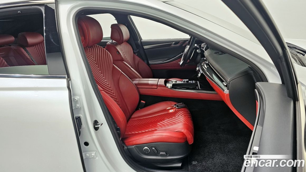 Genesis G80 Gasoline 2.5 Turbo AWD, 2023