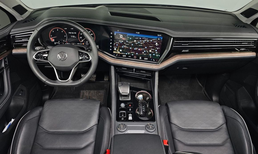Volkswagen Touareg 3.0 TDI Prestige, 2024