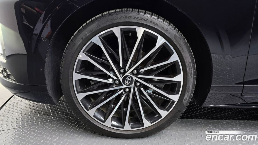 Hyundai Grandeur 2,5 Gasoline 2WD, 2025