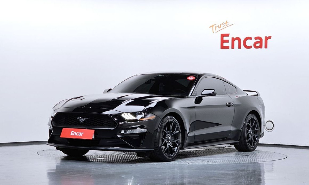 Ford Mustang Coupe, 2022