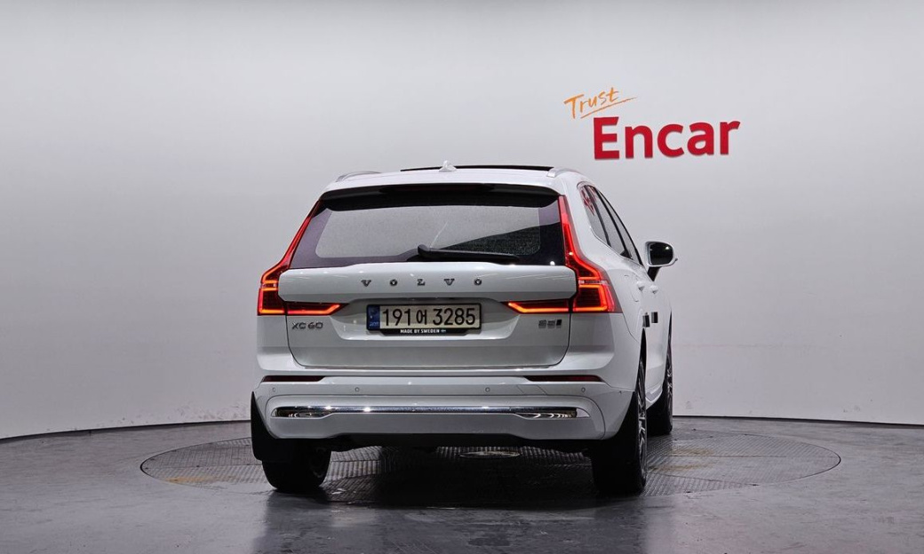 Volvo XC60 B5 Inscription, 2022