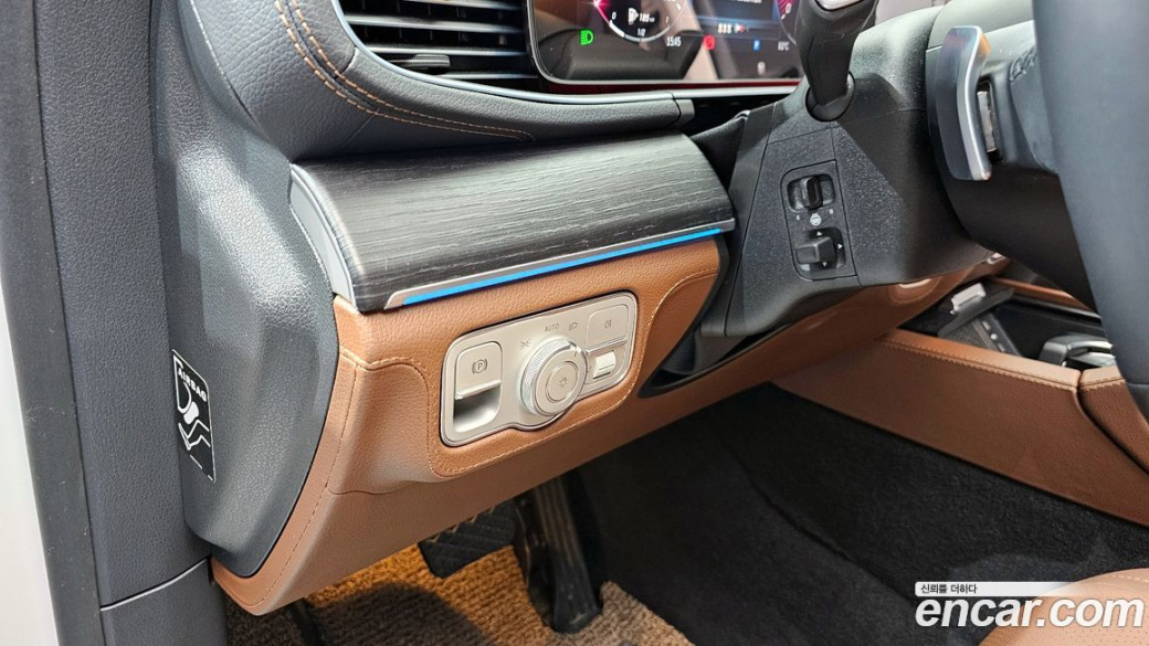 Mercedes-Benz GLE-Class GLE300d 4MATIC, 2024