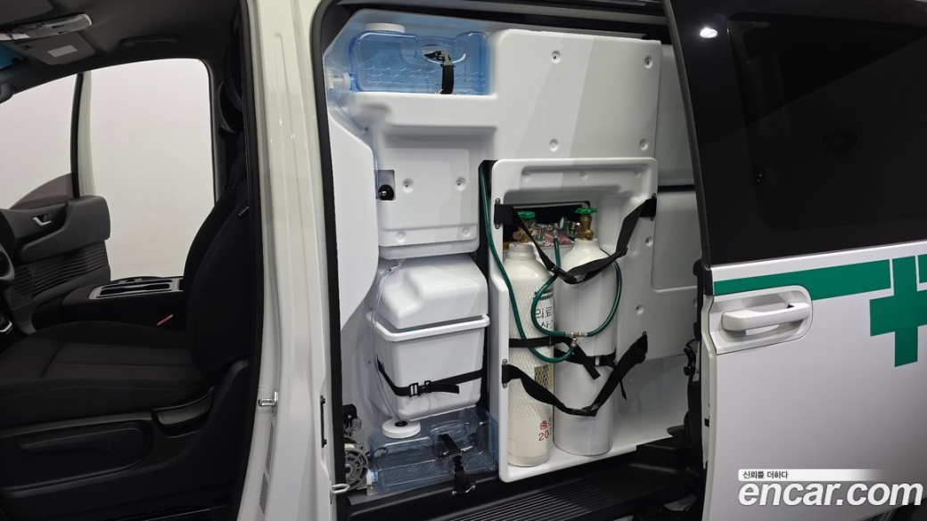 Hyundai Staria Ambulance, 2024