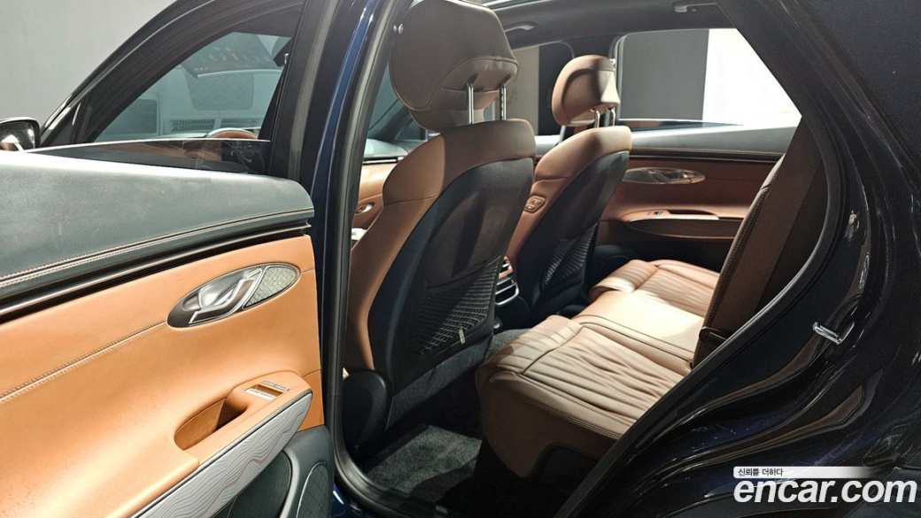 Genesis GV70 2.5T Gasoline 2WD, 2021